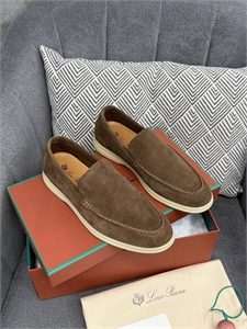 {{productViewItem.photos[photoViewList.activeNavIndex].Alt || productViewItem.photos[photoViewList.activeNavIndex].Description || 'Лоферы  LORO PIANA'}}