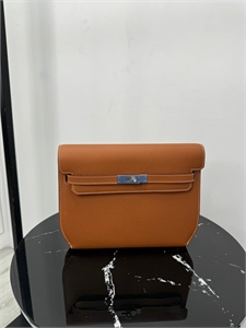 {{productViewItem.photos[photoViewList.activeNavIndex].Alt || productViewItem.photos[photoViewList.activeNavIndex].Description || 'Клатч барсетка HERMES'}}
