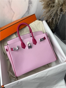 {{productViewItem.photos[photoViewList.activeNavIndex].Alt || productViewItem.photos[photoViewList.activeNavIndex].Description || 'Сумка HERMES'}}