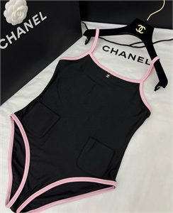 {{productViewItem.photos[photoViewList.activeNavIndex].Alt || productViewItem.photos[photoViewList.activeNavIndex].Description || 'Купальник CHANEL'}}