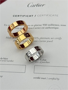 {{productViewItem.photos[photoViewList.activeNavIndex].Alt || productViewItem.photos[photoViewList.activeNavIndex].Description || 'Кольцо CARTIER'}}