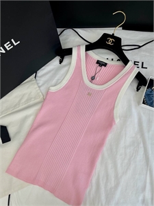 {{productViewItem.photos[photoViewList.activeNavIndex].Alt || productViewItem.photos[photoViewList.activeNavIndex].Description || 'Майка CHANEL'}}