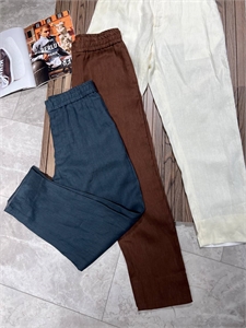 {{productViewItem.photos[photoViewList.activeNavIndex].Alt || productViewItem.photos[photoViewList.activeNavIndex].Description || 'Брюки ZEGNA'}}