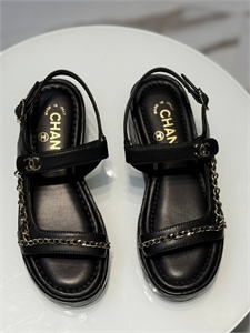 {{productViewItem.photos[photoViewList.activeNavIndex].Alt || productViewItem.photos[photoViewList.activeNavIndex].Description || 'Босоножки CHANEL'}}