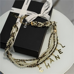 {{productViewItem.photos[photoViewList.activeNavIndex].Alt || productViewItem.photos[photoViewList.activeNavIndex].Description || 'Пояс CHANEL'}}
