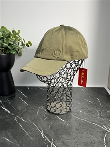 {{productViewItem.photos[photoViewList.activeNavIndex].Alt || productViewItem.photos[photoViewList.activeNavIndex].Description || 'Кепка LORO PIANA'}}