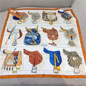 Платок HERMES 140589