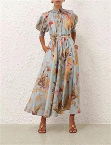 {{productViewItem.photos[photoViewList.activeNavIndex].Alt || productViewItem.photos[photoViewList.activeNavIndex].Description || 'Платье ZIMMERMANN'}}