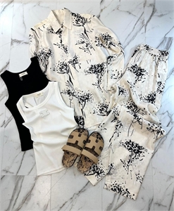 Костюм PRADA 143745