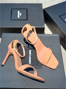 {{productViewItem.photos[photoViewList.activeNavIndex].Alt || productViewItem.photos[photoViewList.activeNavIndex].Description || 'Босоножки YSL'}}