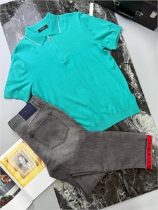 {{productViewItem.photos[photoViewList.activeNavIndex].Alt || productViewItem.photos[photoViewList.activeNavIndex].Description || 'Джинсы KITON'}}