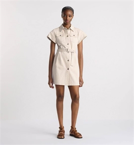 {{productViewItem.photos[photoViewList.activeNavIndex].Alt || productViewItem.photos[photoViewList.activeNavIndex].Description || 'Платье DIOR'}}