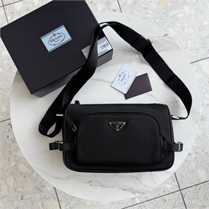 {{productViewItem.photos[photoViewList.activeNavIndex].Alt || productViewItem.photos[photoViewList.activeNavIndex].Description || 'Сумка PRADA'}}
