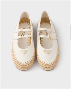 {{productViewItem.photos[photoViewList.activeNavIndex].Alt || productViewItem.photos[photoViewList.activeNavIndex].Description || 'Балетки PRADA'}}