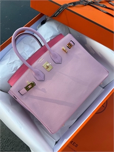 {{productViewItem.photos[photoViewList.activeNavIndex].Alt || productViewItem.photos[photoViewList.activeNavIndex].Description || 'Сумка HERMES'}}