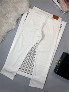 {{productViewItem.photos[photoViewList.activeNavIndex].Alt || productViewItem.photos[photoViewList.activeNavIndex].Description || 'Джинсы LP'}}