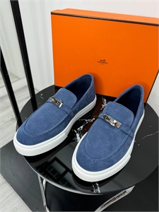 {{productViewItem.photos[photoViewList.activeNavIndex].Alt || productViewItem.photos[photoViewList.activeNavIndex].Description || 'Слипоны HERMES'}}
