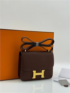 {{productViewItem.photos[photoViewList.activeNavIndex].Alt || productViewItem.photos[photoViewList.activeNavIndex].Description || 'Сумка HERMES'}}