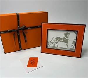 Рамка горизонтальная HERMES 146281