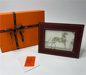Рамка горизонтальная HERMES 146284