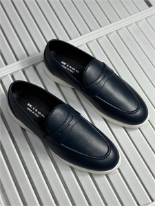 {{productViewItem.photos[photoViewList.activeNavIndex].Alt || productViewItem.photos[photoViewList.activeNavIndex].Description || 'Лоферы KITON'}}