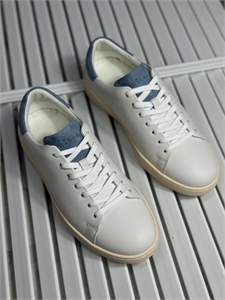 {{productViewItem.photos[photoViewList.activeNavIndex].Alt || productViewItem.photos[photoViewList.activeNavIndex].Description || 'Кеды SANTONI'}}