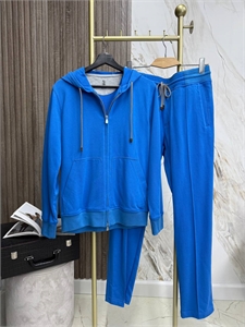 {{productViewItem.photos[photoViewList.activeNavIndex].Alt || productViewItem.photos[photoViewList.activeNavIndex].Description || 'Костюм BC'}}