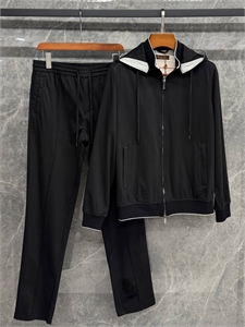 {{productViewItem.photos[photoViewList.activeNavIndex].Alt || productViewItem.photos[photoViewList.activeNavIndex].Description || 'Костюм LP'}}