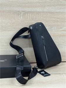 {{productViewItem.photos[photoViewList.activeNavIndex].Alt || productViewItem.photos[photoViewList.activeNavIndex].Description || 'сумка Mont Blanc'}}