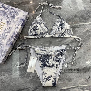 {{productViewItem.photos[photoViewList.activeNavIndex].Alt || productViewItem.photos[photoViewList.activeNavIndex].Description || 'Купальник DIOR'}}