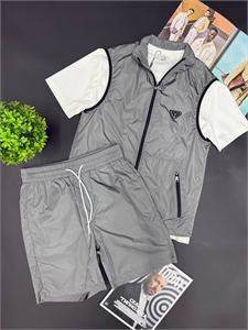 {{productViewItem.photos[photoViewList.activeNavIndex].Alt || productViewItem.photos[photoViewList.activeNavIndex].Description || 'Костюм PRADA'}}