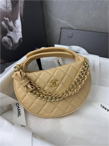 {{productViewItem.photos[photoViewList.activeNavIndex].Alt || productViewItem.photos[photoViewList.activeNavIndex].Description || 'Сумка CHANEL'}}