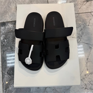 Тапочки HERMES 147398