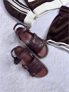 {{productViewItem.photos[photoViewList.activeNavIndex].Alt || productViewItem.photos[photoViewList.activeNavIndex].Description || 'Сандалии CELINE'}}