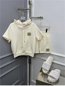 Костюм MIU MIU 147677