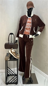 {{productViewItem.photos[photoViewList.activeNavIndex].Alt || productViewItem.photos[photoViewList.activeNavIndex].Description || 'Костюм CELINE'}}