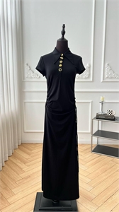 {{productViewItem.photos[photoViewList.activeNavIndex].Alt || productViewItem.photos[photoViewList.activeNavIndex].Description || 'Платье Schiaparelli'}}