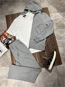 {{productViewItem.photos[photoViewList.activeNavIndex].Alt || productViewItem.photos[photoViewList.activeNavIndex].Description || 'Спортивный костюм TF'}}