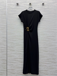 {{productViewItem.photos[photoViewList.activeNavIndex].Alt || productViewItem.photos[photoViewList.activeNavIndex].Description || 'Платье Schiaparelli'}}