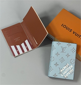 {{productViewItem.photos[photoViewList.activeNavIndex].Alt || productViewItem.photos[photoViewList.activeNavIndex].Description || 'Кошелёк LV'}}