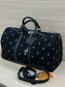 {{productViewItem.photos[photoViewList.activeNavIndex].Alt || productViewItem.photos[photoViewList.activeNavIndex].Description || 'Сумка LV'}}