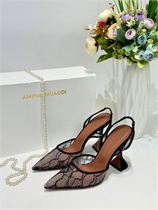 {{productViewItem.photos[photoViewList.activeNavIndex].Alt || productViewItem.photos[photoViewList.activeNavIndex].Description || 'Туфли AMINA MUADDI'}}