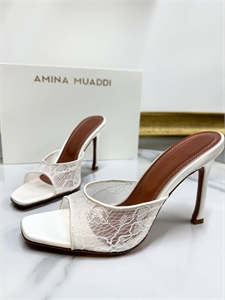 {{productViewItem.photos[photoViewList.activeNavIndex].Alt || productViewItem.photos[photoViewList.activeNavIndex].Description || 'Босоножки AMINA MUADDI'}}