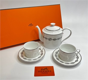 Набор с чайником HERMES 149777
