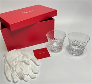 {{productViewItem.photos[photoViewList.activeNavIndex].Alt || productViewItem.photos[photoViewList.activeNavIndex].Description || 'Набор стаканов BACCARAT'}}