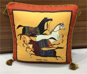 Подушка Hermes 149831