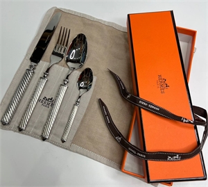 {{productViewItem.photos[photoViewList.activeNavIndex].Alt || productViewItem.photos[photoViewList.activeNavIndex].Description || 'Столовые приборы Hermes'}}