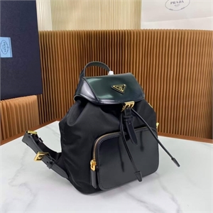 {{productViewItem.photos[photoViewList.activeNavIndex].Alt || productViewItem.photos[photoViewList.activeNavIndex].Description || 'Рюкзак PRADA'}}