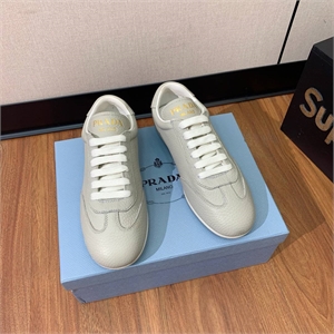 {{productViewItem.photos[photoViewList.activeNavIndex].Alt || productViewItem.photos[photoViewList.activeNavIndex].Description || 'Кеды PRADA'}}