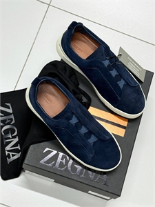 {{productViewItem.photos[photoViewList.activeNavIndex].Alt || productViewItem.photos[photoViewList.activeNavIndex].Description || 'Кеды ZEGNA'}}